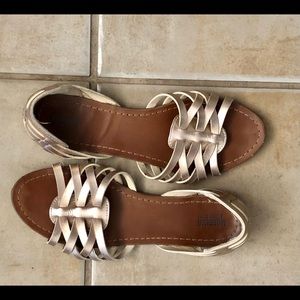 Mossimo 7.5 Flats in Rose Gold